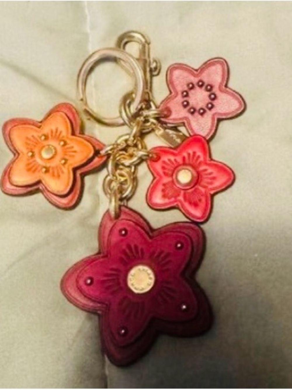 COACH Flower Motif Leather Bag
Charm Keychain Pink Brown
Orange, Fob, rare - Picture 2 of 16